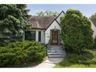 321 Diamond Lake Rd, Minneapolis, MN 55419-1457