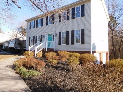 7201 Blackmoor Rd, Kernersville, NC 27284-8924