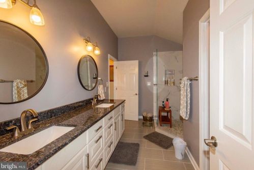 193 White Oak Dr, Mineral VA  23117-4705 exterior