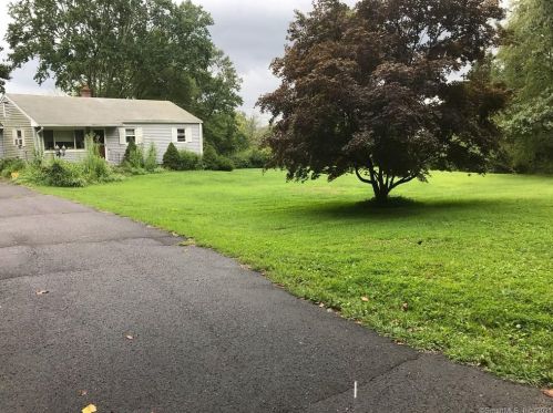 214 Railtree Hill Rd, Woodbury, CT 06798-2605