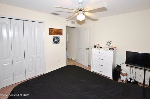 7715 95th Ct, Vero Beach FL  32967-3828 exterior