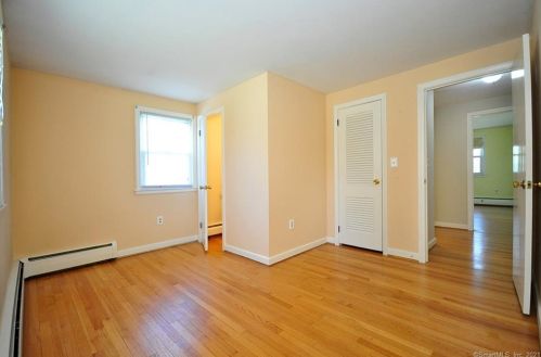 55 Foster Ln, Windsor CT exterior