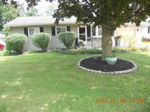 1052 Edison Ave, Marion, OH 43302-7131