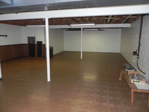 4845 82nd St, Milwaukee WI  53220-4217 exterior