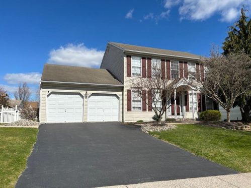 1787 Rhine Dr, Easton, PA 18045-5425
