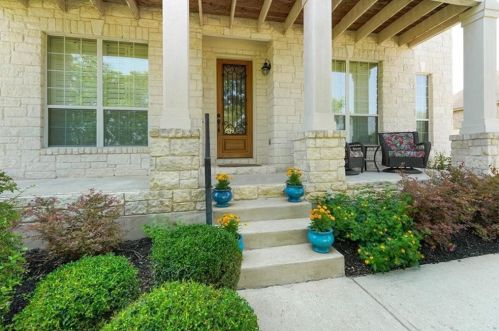 7615 Crackling Creek Dr, Austin, TX 78736-3308