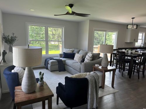 1108 Beacon Dr, Mishawaka IN  46544-6288 exterior