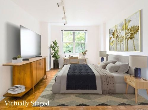 444 75th St, New York NY 10021-3456 exterior