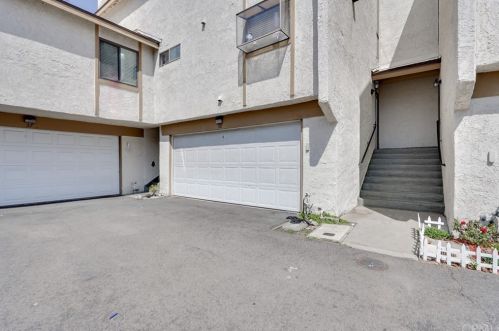 2000 Palmyra Ave, Orange CA 92866-2512 exterior