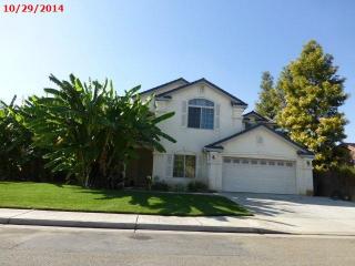 252 Terry Ave, Clovis, CA 93612-0292