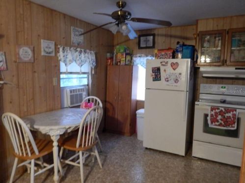 11895 99th Ct, Belleview FL  34420-3670 exterior