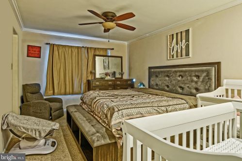16 Old Orchard Dr, Erial NJ  08081-3053 exterior