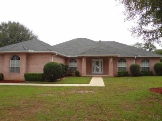1017 Bushwood Dr, Cantonment, FL 32533-6405