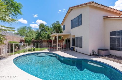 7821 Calle Del Minique, Tucson, AZ 85750-7057