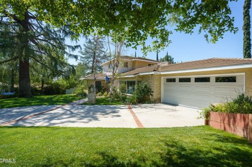 5021 Louise Dr, La Canada, CA 91011-1654