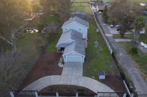 7425 26th St, Rio Linda, CA 95673-1810