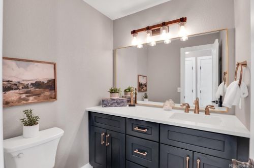 14418 Ellsworth Pl, Denver CO  80401-5324 exterior