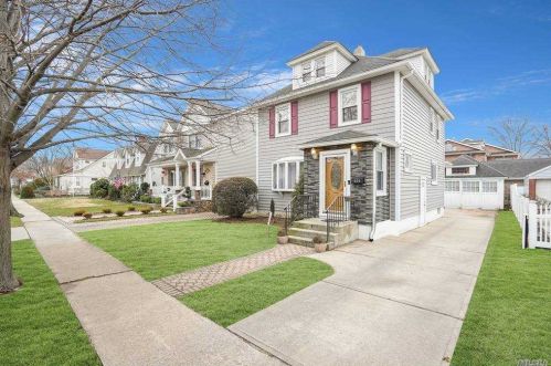 624 5th Ave, New Hyde Park, NY 11040-5450