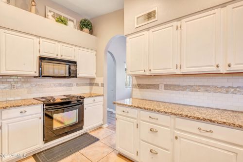 4626 Everett Dr, Phoenix AZ  85032-4893 exterior