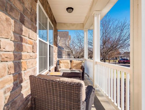 4421 Grand Strand Dr, Darbydale, OH 43123-8180