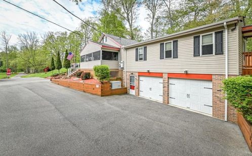 130 Yellow Creek Rd, Harmony, PA 16037-7908