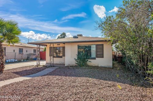 1640 Miles St, Tucson, AZ 85719-6239