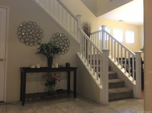 18818 Electra Ct, Santa Clarita, CA 91351-3443