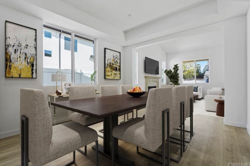 17316 Lemay St, Van Nuys CA 91406-5400 exterior