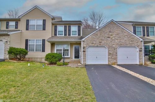1239 Meadowview Cir, Lansdale, PA 19446-6644