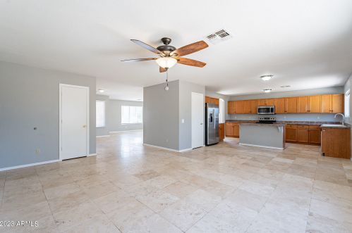 6838 42nd Way, Phoenix AZ  85042-5211 exterior