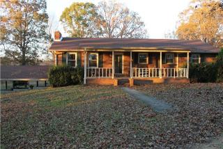 3786 Erin Rd, Mc Ewen, TN 37101-5168