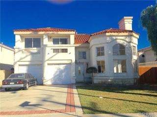 22206 Grace Ave, Long Beach, CA 90745-3228