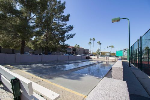 1569 Torrey Pines Ln, Chandler AZ  85249-8523 exterior