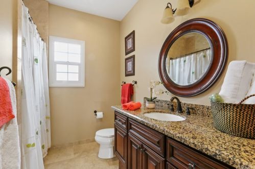 8559 Park St, Bellflower CA  90706-5503 exterior