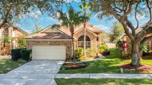 708 Powderhorn Cir, Lake Mary, FL 32746-5110