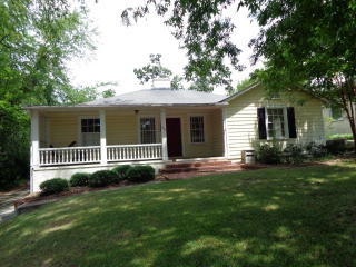 231 Calloway Dr, Macon, GA 31204-2427