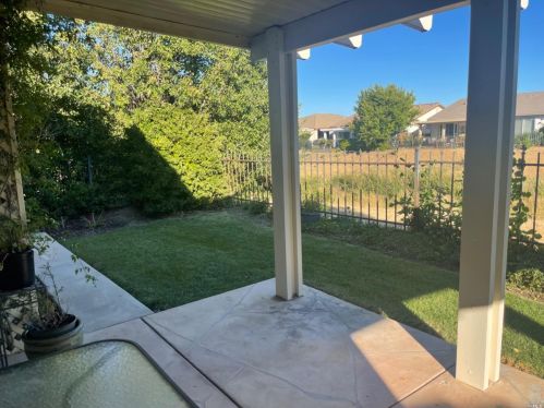 404 Riverwood Ln, Rio Vista CA  94571-5107 exterior