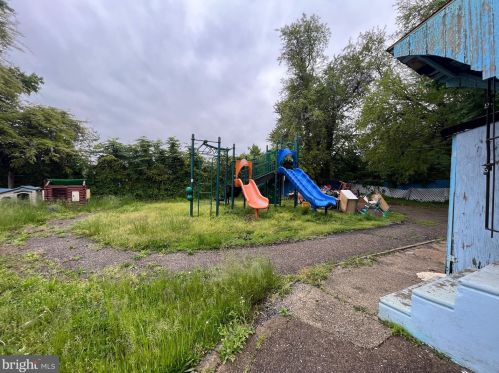 601 Chelten Ave, Philadelphia PA  19126-3825 exterior