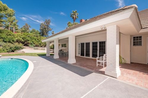 1520 Bonita Vista Dr, San Bernardino CA  92404-2104 exterior