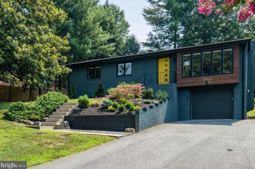 17 Ridgemore Cir, Fredericksburg, VA 22405-1934
