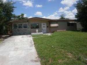 7081 Moseley St, Hollywood, FL 33024-3829