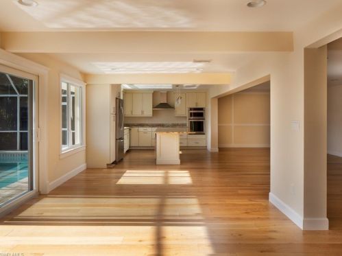 2155 Tarpon Rd, Naples FL  34102-1563 exterior