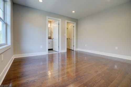 823 River Rd, Chatham Township NJ  07928-1026 exterior