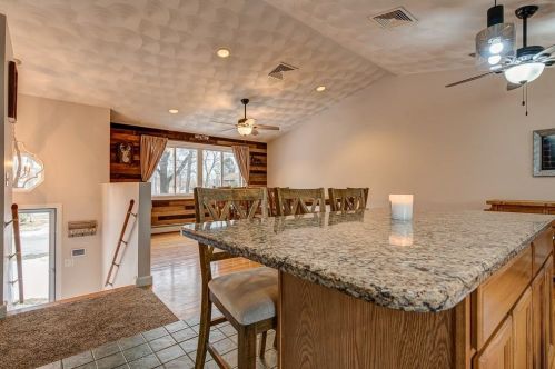 21 Jaffrey St, Providence RI  02919-6632 exterior