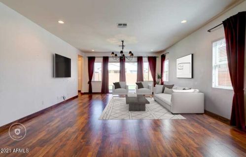 22433 101st Ave, Peoria, AZ 85383