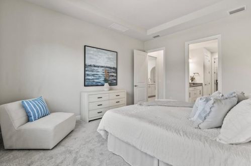 2754 Aviamar Cir, Naples FL 34114-0097 exterior