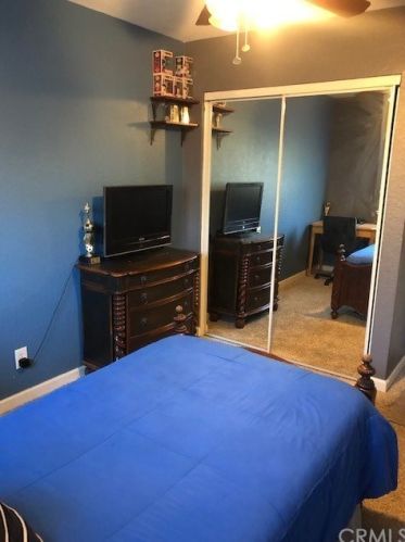 718 Idyllwild Ave, Rialto CA  92376-4816 exterior