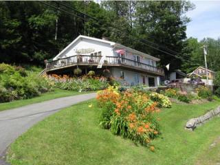 530 Lake St, Barton, VT 05822-9788