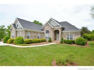 267 Spring Run Dr, Mooresville, NC 28117-8133