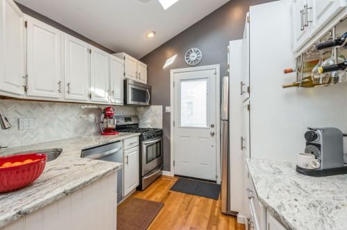 803 Delaware Ave, North Lindenhurst NY  11757-2812 exterior